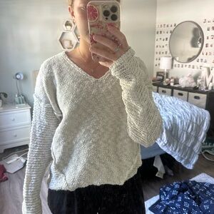 Universal Thread Cream V-Neck Sweater with Cable Knit